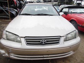 2000 TOYOTA CAMRY LE BEIGE 3.0L AT Z18446